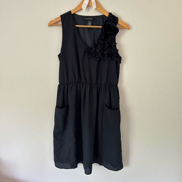 MM Couture by Miss Me Navy Floral Appliqué Chiffon Mini Dress - Picture 1 of 3
